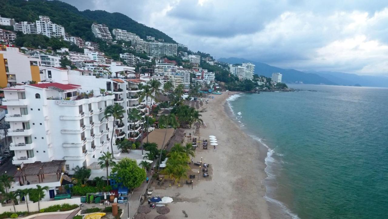 Emperador Vallarta Beachfront Hotel&suites