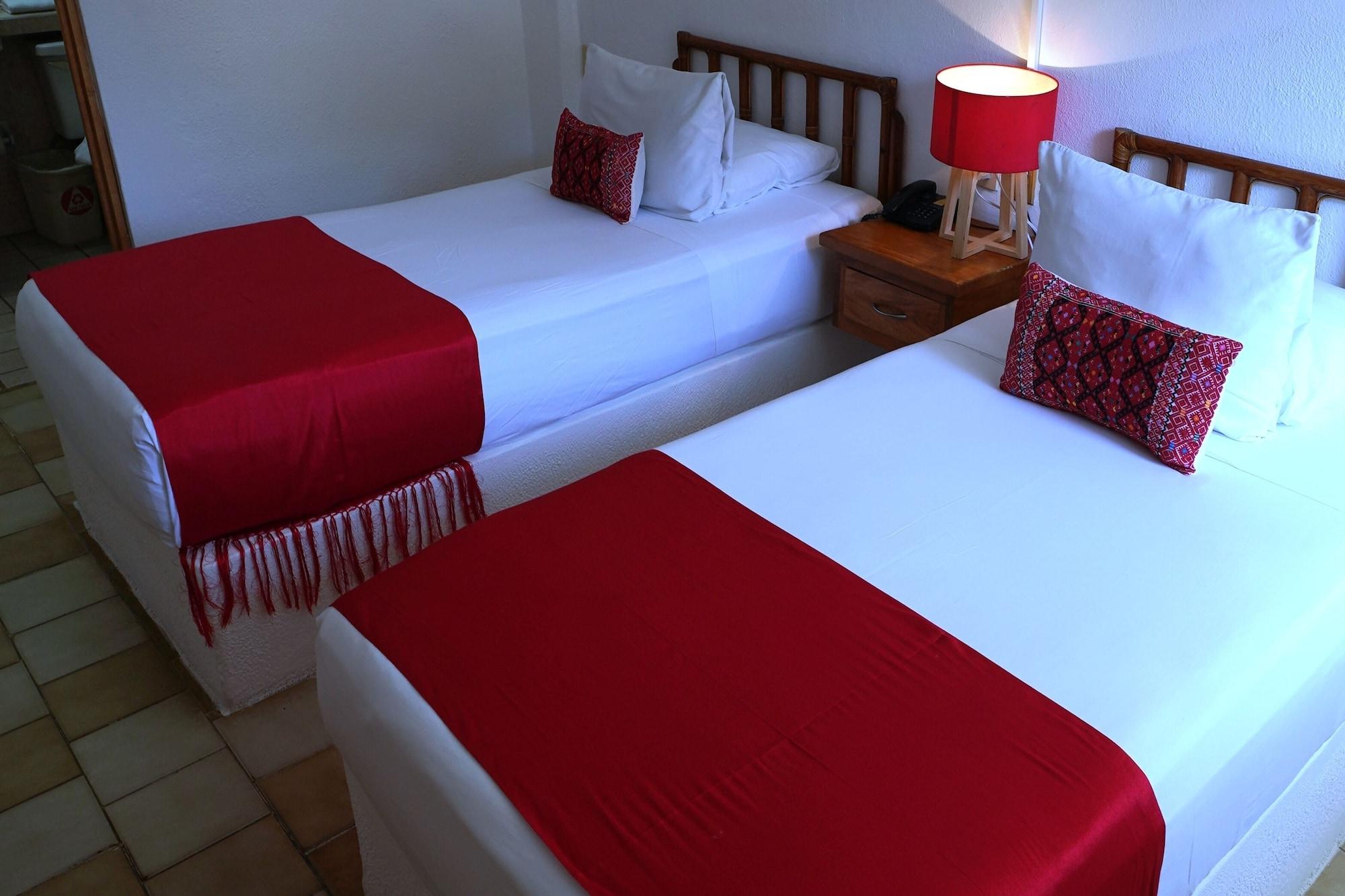 Emperador Vallarta Beachfront Hotel&suites Hotel Puerto Vallarta