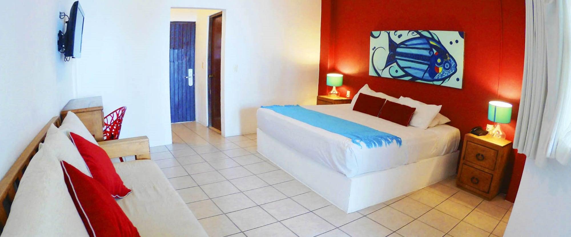 Emperador Vallarta Beachfront Hotel&suites Hotel