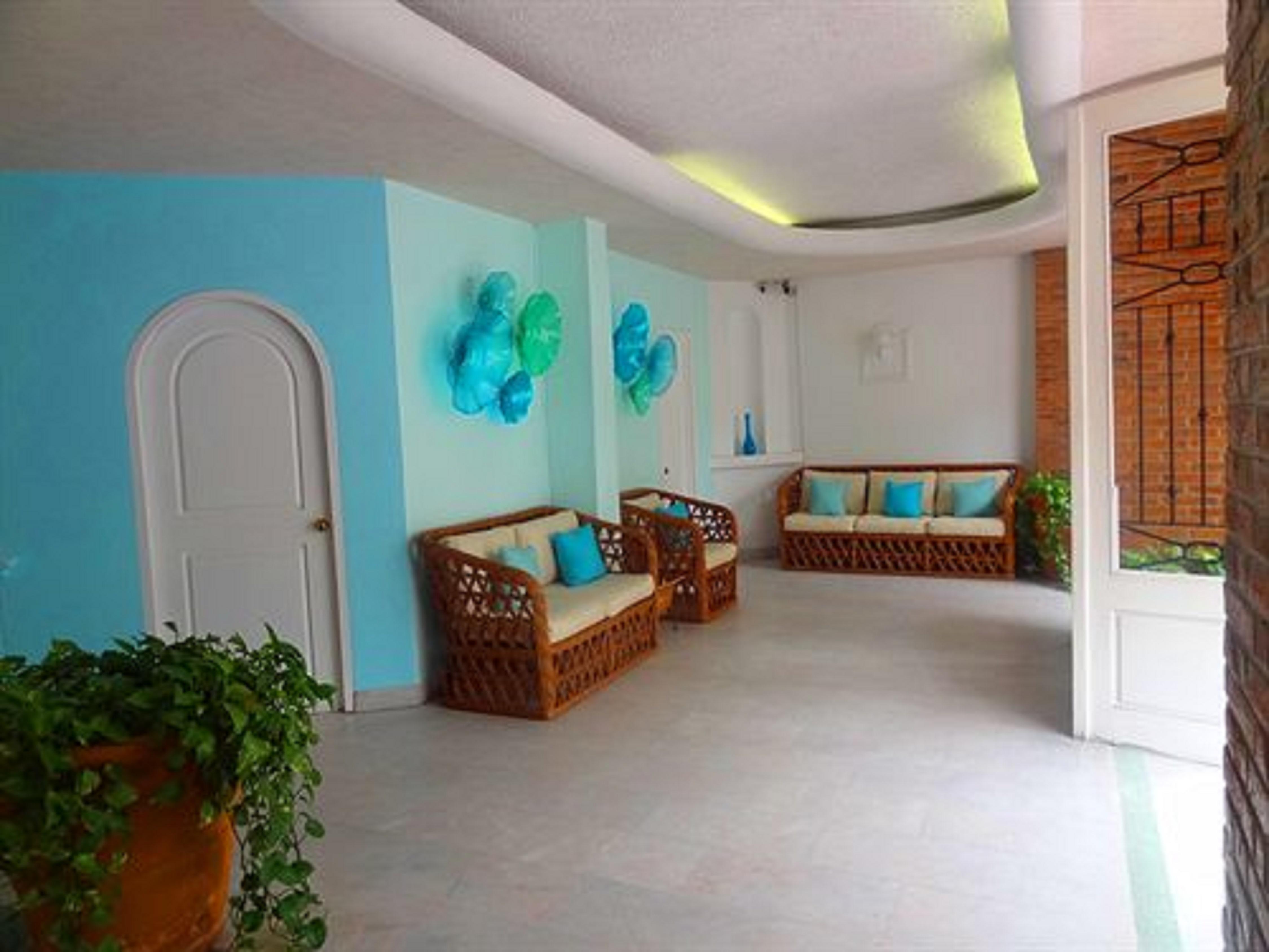 Hotel Emperador Vallarta Beachfront Hotel&suites